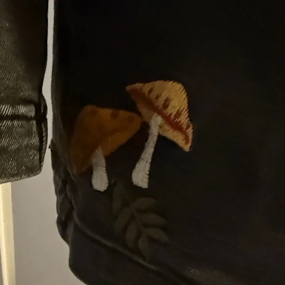 DRIFTWOOD / Free People Black Denim Embroidered Blazer with Mushroom sz L NWT - Picture 7 of 8